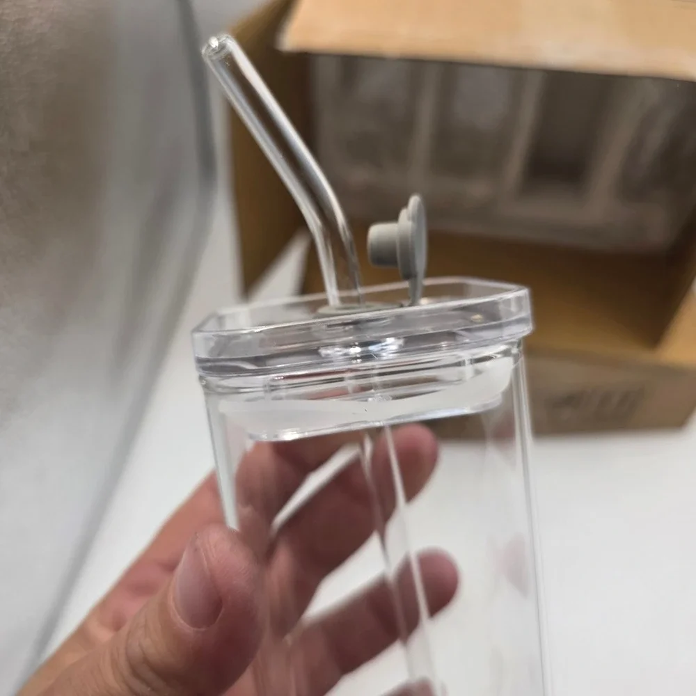Square Glasses set of 8 with Glass Pour Spout and Lid N1